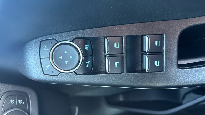 Ford Puma 1.0 EcoBoost Hybrid mHEV ST-Line X First Ed 5dr Petrol Hatchback